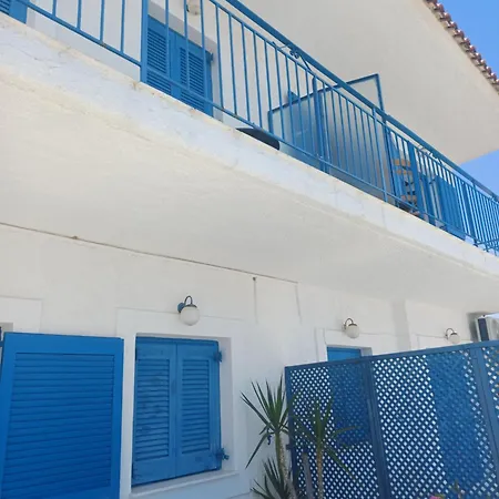 Total Blue Maisonette Koróni