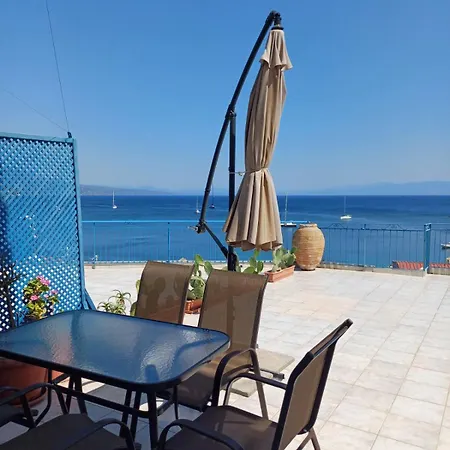 Total Blue Maisonette *