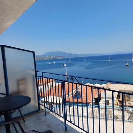 Total Blue Maisonette Apartament *