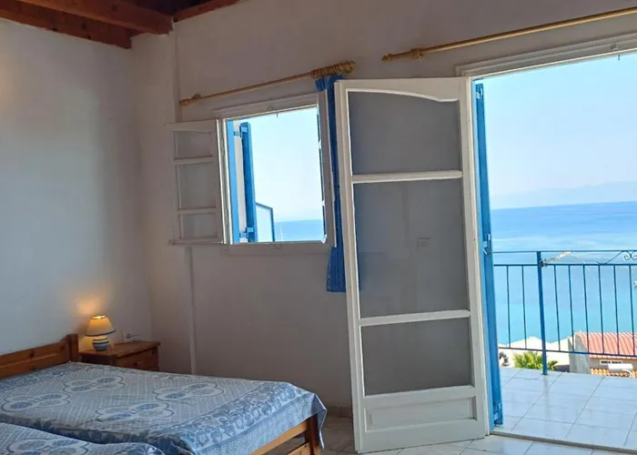 Total Blue Maisonette *