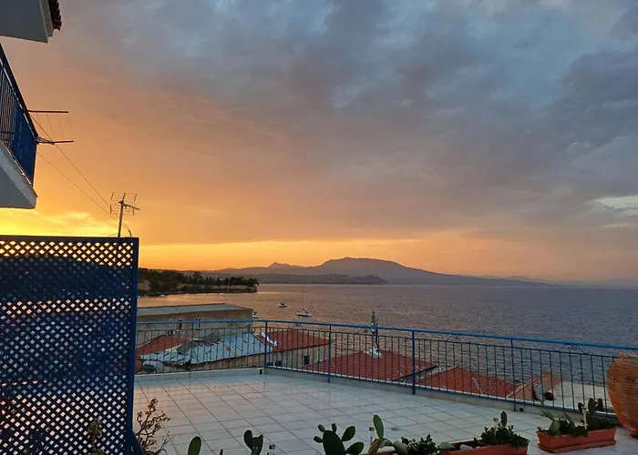 Total Blue Maisonette Apartament